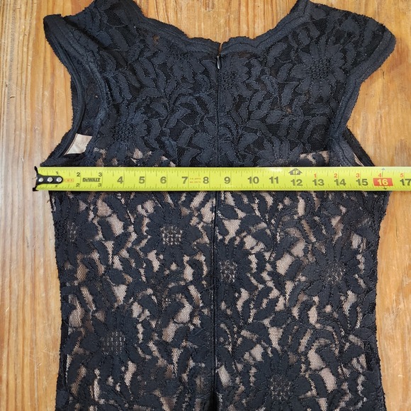 X by Escape Black Lace Overlay Maxi Dress Gown Ruched Waist‎ Sz 8 Zip Sleeveless - Picture 4 of 15